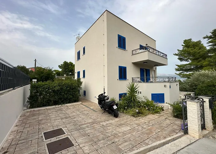 Villa La Bomboniera