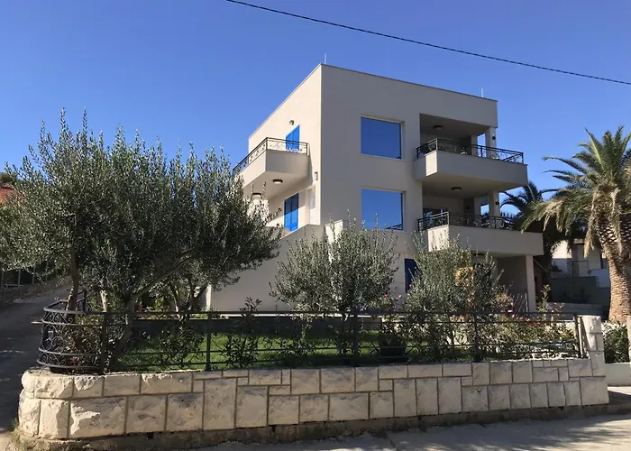 Villa La Bomboniera